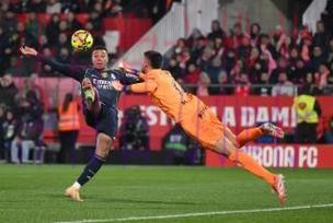 2场3球1助攻! 官方:维尼修斯当选西甲11月最佳球员